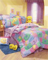 TWEETY&#39;S GARDEN TODDLER COMFORTER | By DomesticBin